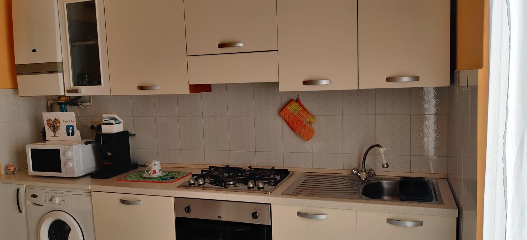 "Casa Sofia" Appartamento Raffalda Zona Clinica 피아첸차 외부 사진