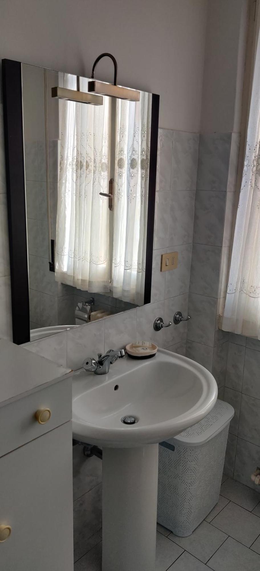 "Casa Sofia" Appartamento Raffalda Zona Clinica 피아첸차 외부 사진