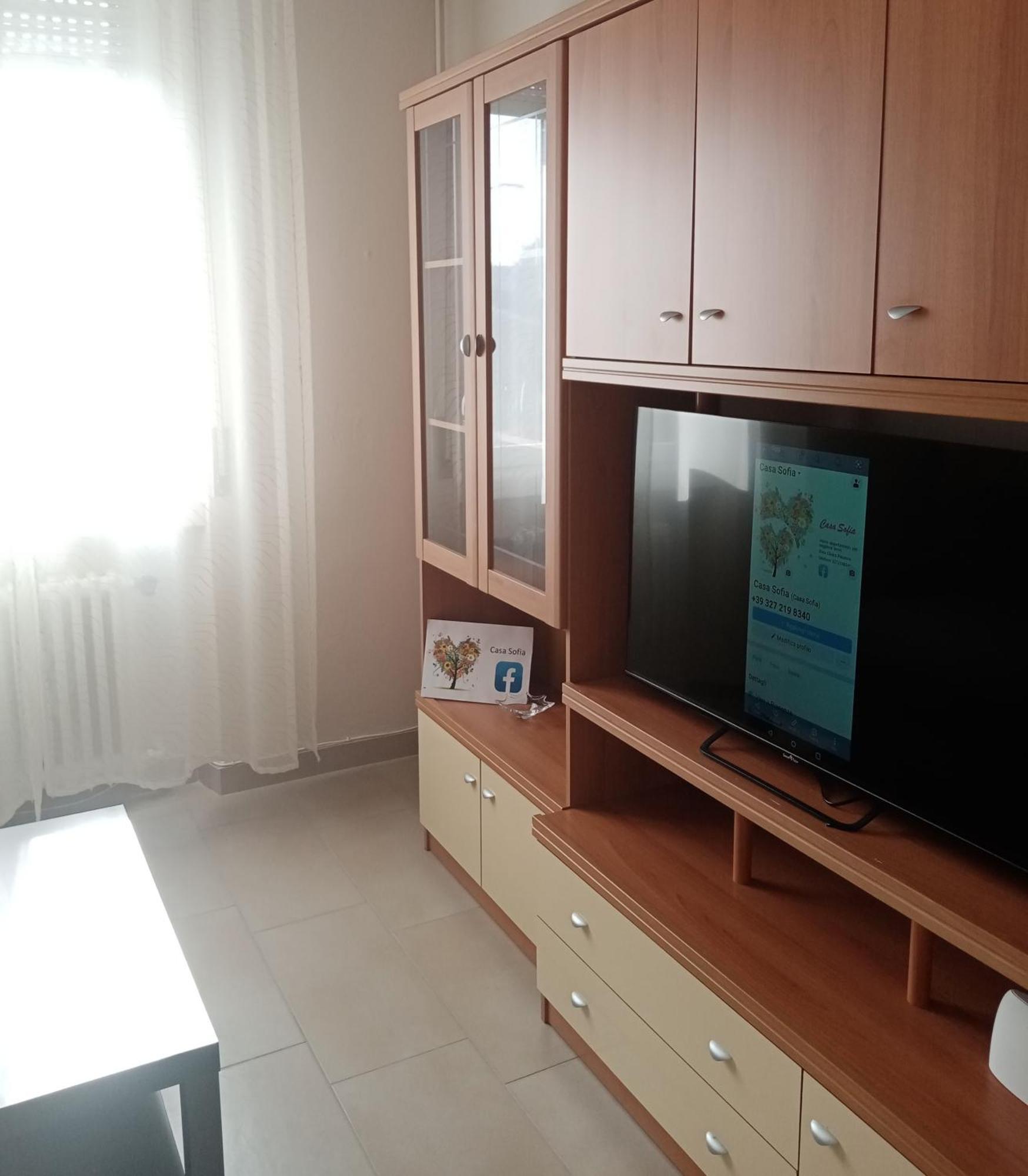 "Casa Sofia" Appartamento Raffalda Zona Clinica 피아첸차 외부 사진